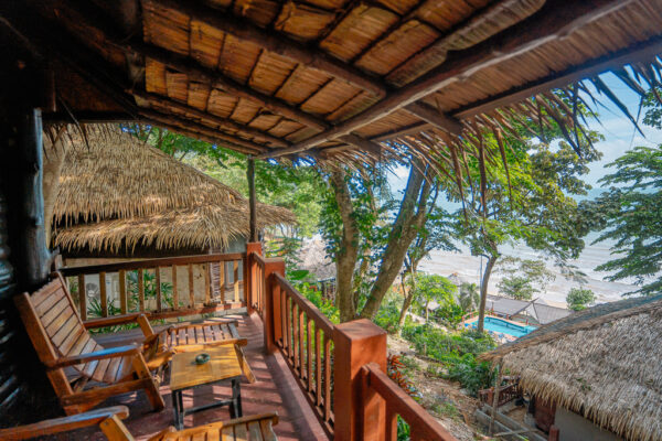 Balkon med havudsigt på Koh Jum Resort