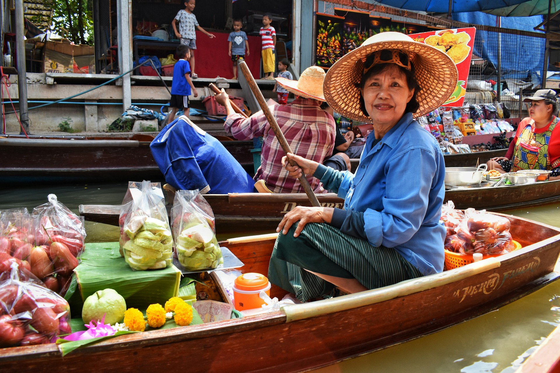 Det flydende Amphawa-marked vest for Bangkok